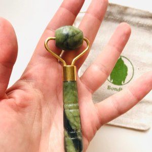LAST1 🍓New Jade Stone Facial Massage Roller